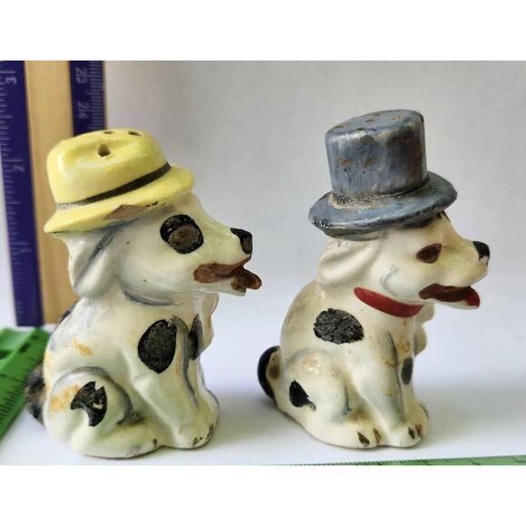 VINTAGE MID-20th CENTURY COMIC DOGS SMOKING CIGARS SALT & PEPPER SHAKERS - JAPAN - Picture 2 of 6